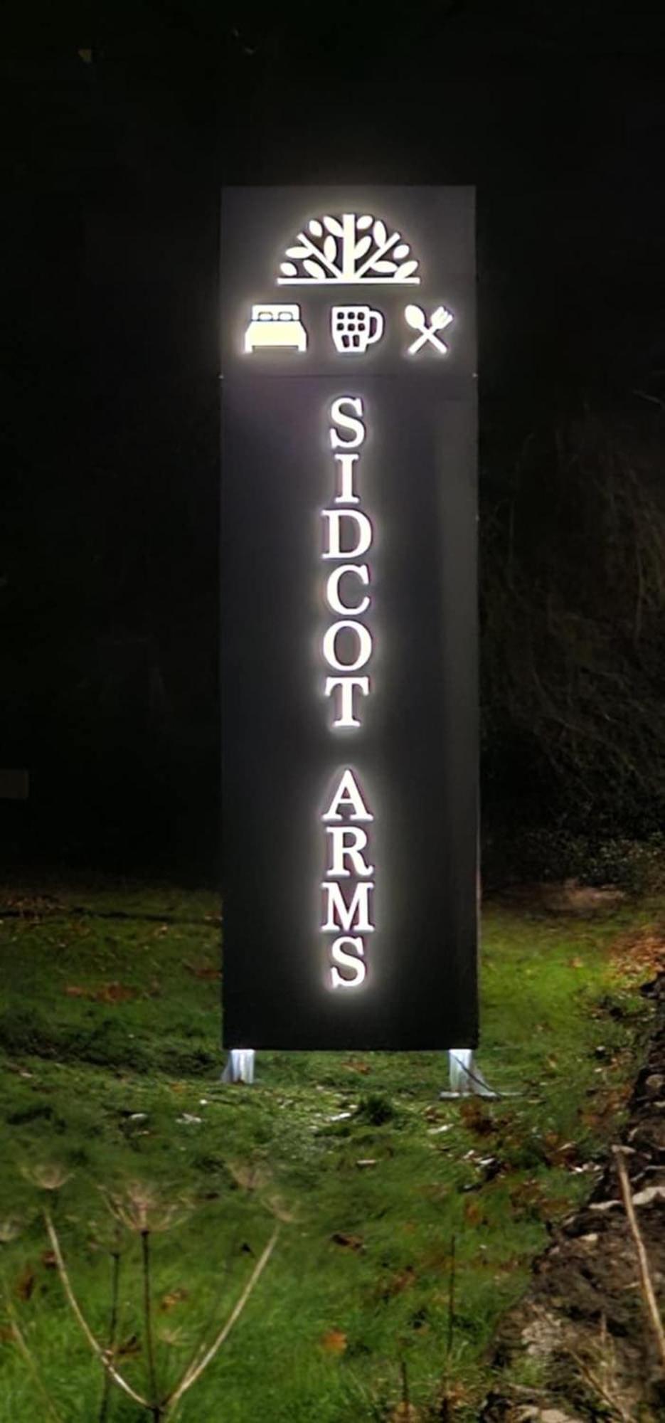 Sidcot Arms Hotel Winscombe Buitenkant foto